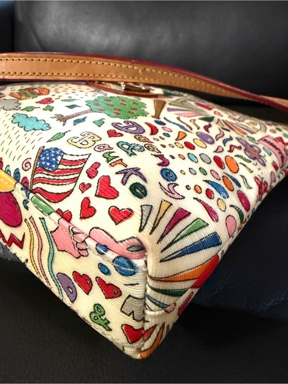 Dooney & Bourke Whimsy Graffiti Crossbody bag - Picture 3 of 8